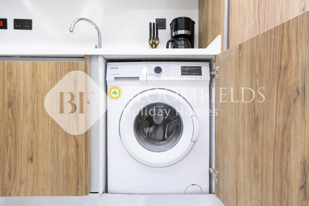 Bloomfields Hidden Gem Stu Al Maryah Vista Apartment Abu Dhabi